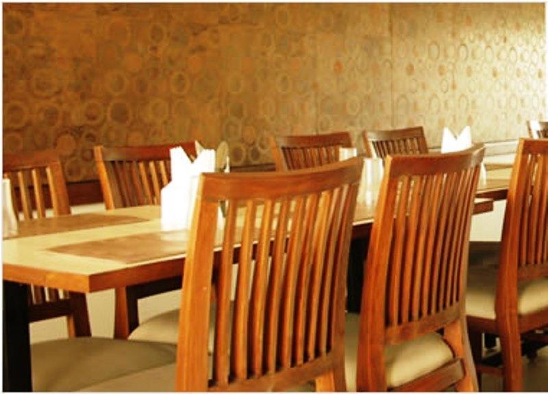 Hotel Dudawat Ahmedabad Buitenkant foto